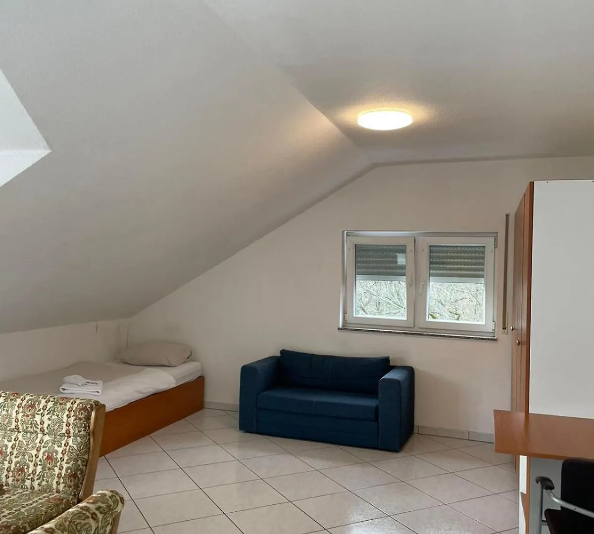 Pension Seckbach Frankfurt am Main Germany