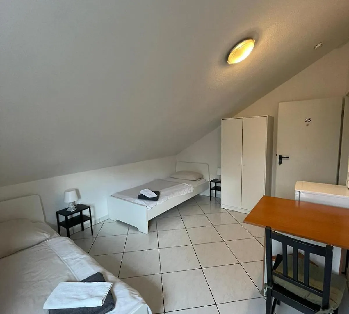 Pension Seckbach Frankfurt am Main