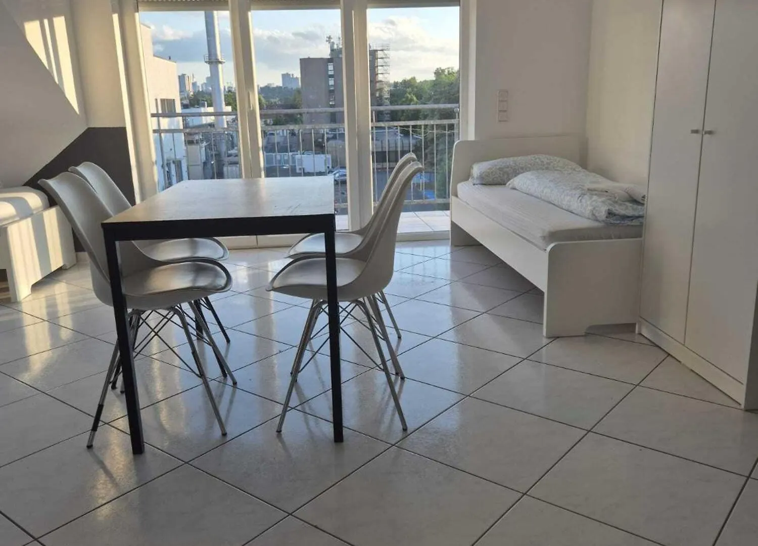 Pension Seckbach Frankfurt am Main